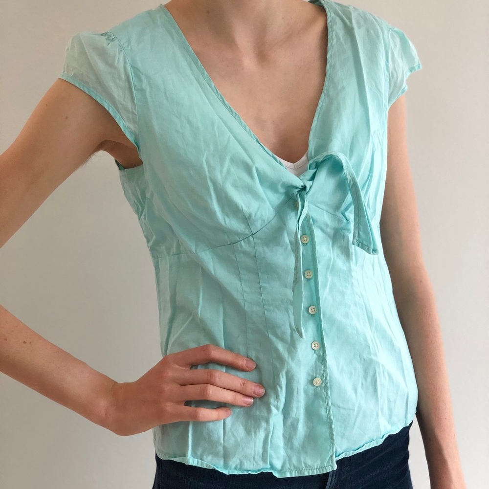Gap T-shirt with Buttons and Tie